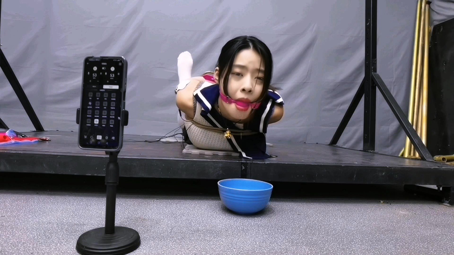 Featured image of post 【HD飞天】希希看到y具口塞和y具口球和k9架心血来潮，表示自愿玩一把口水大战和强制G潮,那就马上开始