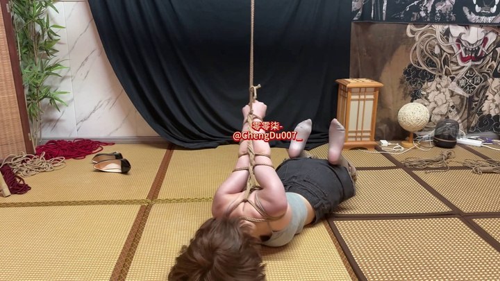 #零零柒 折腿欧式后手吊折磨07年水嫩舞蹈生