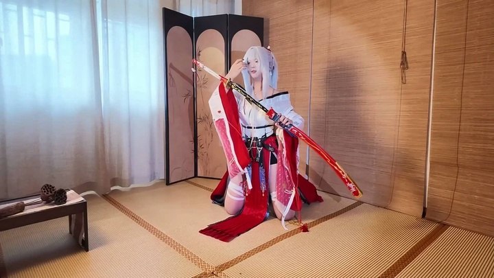 #一绳所爱《cos鸣潮 绯雪》大学生小男娘CD体验二次元变装捆绑绳艺摄影天生自然大奈奈，绳师陈依依 结尾附花絮.mp4