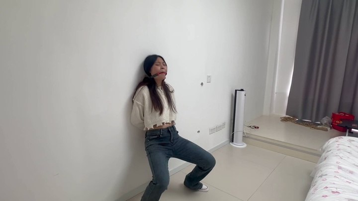 #束人映像【双人灌肠游戏+失禁惩罚挑战】（上部）.mp4