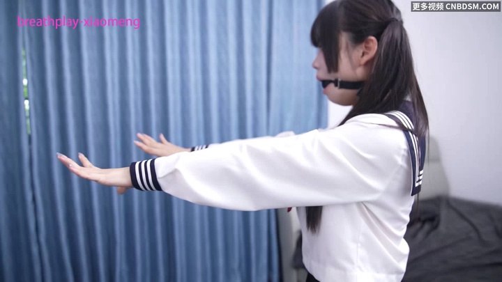 #小萌同学 盲片呼吸控制，强制高潮的同时还能走路吗？插入式罚站架固定，限流阀呼吸面罩和呼吸袋.mp4