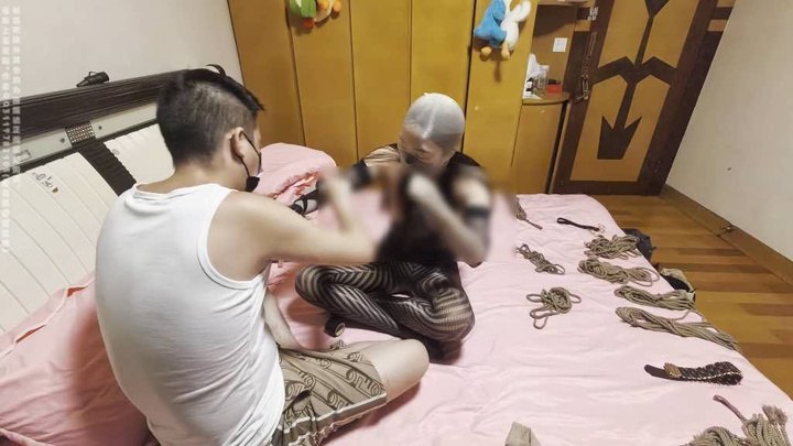 #我的媳妇 之女奴改造计划05、叠丝、胶带包头+多重胶带包手、又狠又虐的胶带窒息惨叫连连、直接虐哭了、强制GC、驷马口舌侍奉