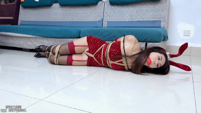 #梦川 《欲念游戏特别篇·圣诞兔女郎灵儿紧缚欣赏》下载地址